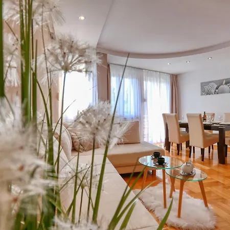 Dream Apartment *